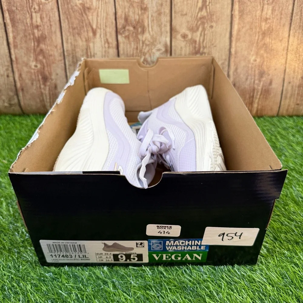 Skechers shoes are
